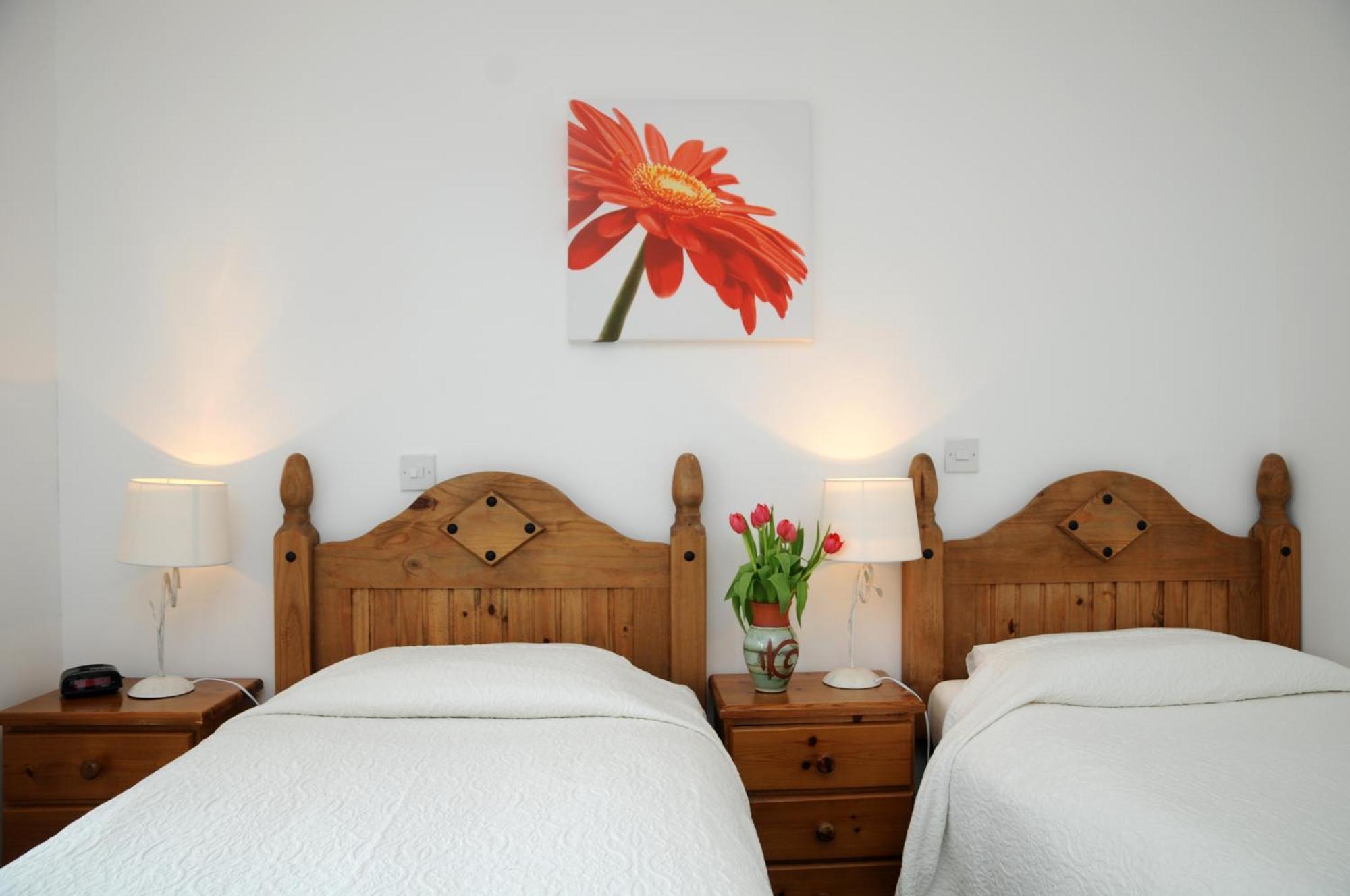 The Old Anchor B&B Annascaul Phòng bức ảnh